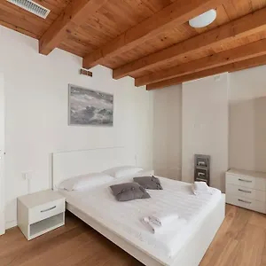 Dimora Acquamarina Venice