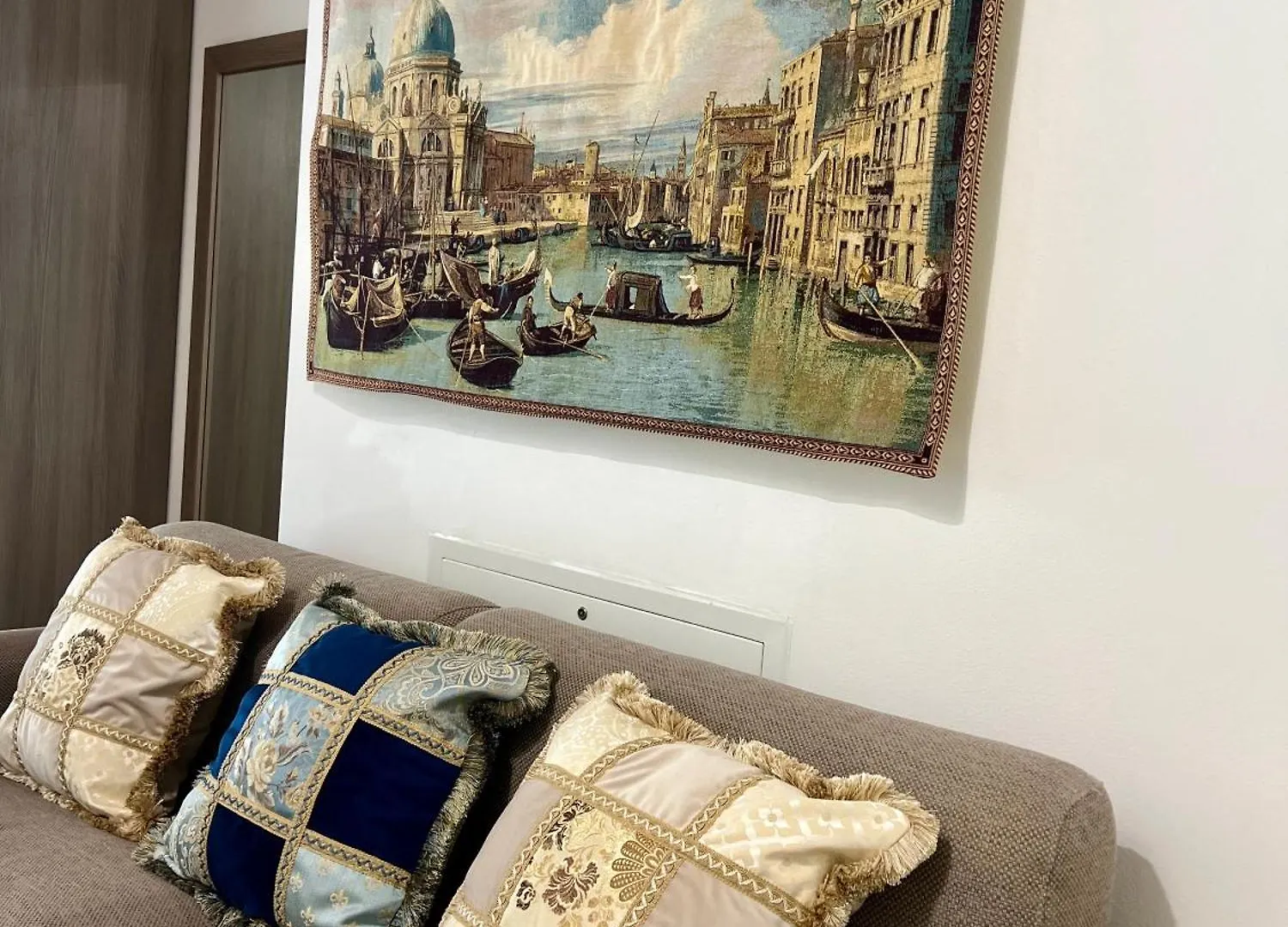 Venice Lucky House